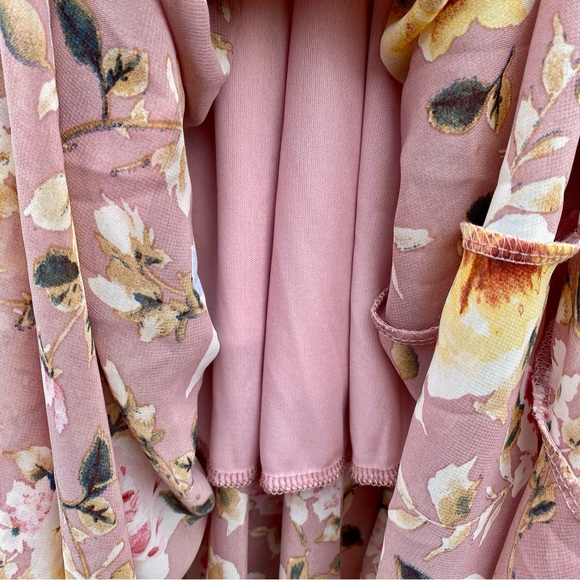 Gorgeous Xtaren Blush Pink Boho Flowy Floral Balloon Sleeve Maxi Dress - Picture 10 of 11